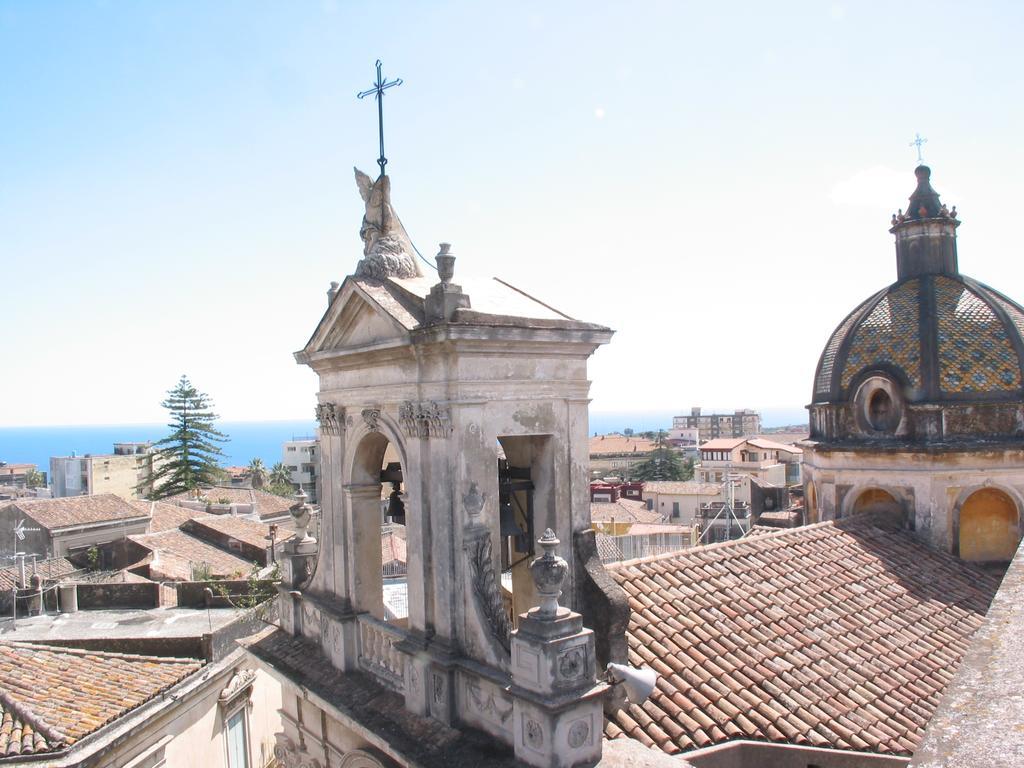 Rs San Sebastiano Holidays Ачиреале Экстерьер фото