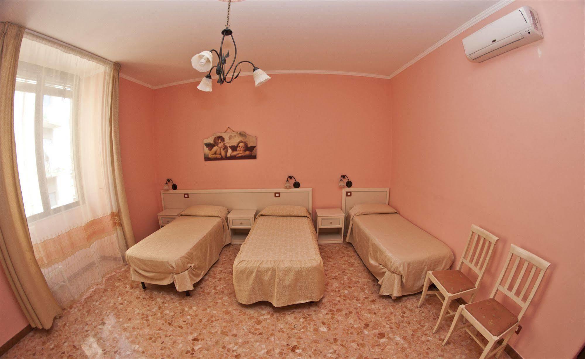 Rs San Sebastiano Holidays Ачиреале Экстерьер фото